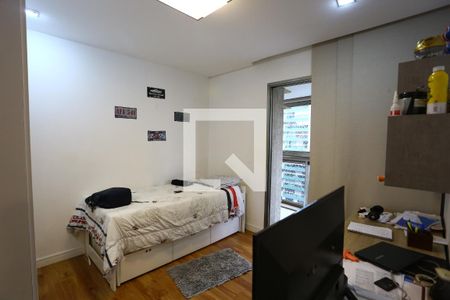 Apartamento à venda com 211m², 4 quartos e 4 vagasquarto 1