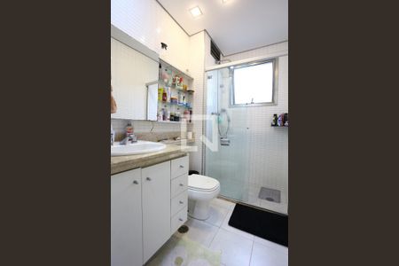 Apartamento à venda com 211m², 4 quartos e 4 vagasBanheiro da Suíte 1