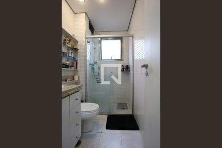 Apartamento à venda com 211m², 4 quartos e 4 vagasBanheiro da Suíte 1