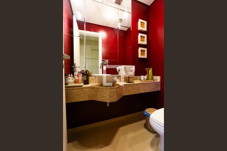 Apartamento à venda com 211m², 4 quartos e 4 vagasLavabo