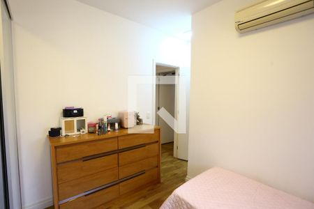 Apartamento à venda com 211m², 4 quartos e 4 vagassuíte 1