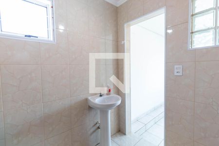 Casa à venda com 300m², 3 quartos e 3 vagasBanheiro de serviço 2