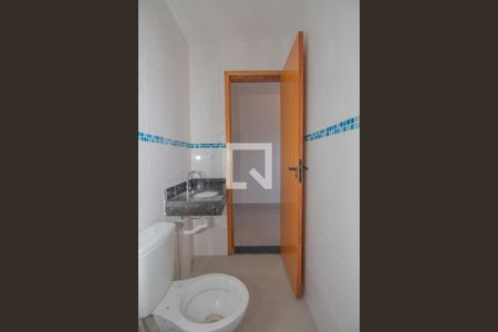 Apartamento à venda com 48m², 2 quartos e sem vaga Apartamento à venda com 48m², 2 quartos e sem vagaBanheiro