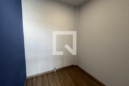 Quarto de Serviço de apartamento para alugar com 2 quartos, 100m² em Jardim Guanabara, Rio de Janeiro