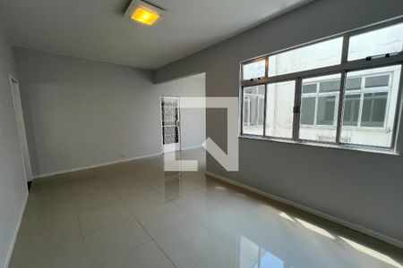 Sala de apartamento para alugar com 2 quartos, 100m² em Jardim Guanabara, Rio de Janeiro