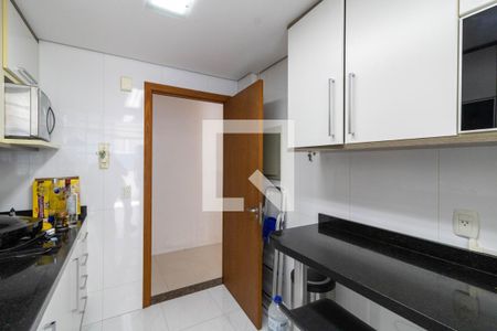 Apartamento à venda com 88m², 2 quartos e 1 vagaCozinha e Área de Serviço