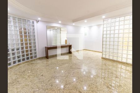 Apartamento à venda com 70m², 2 quartos e 1 vagaÁrea comum - Hall