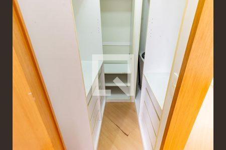 Apartamento à venda com 70m², 2 quartos e 1 vagaSuíte - Closet