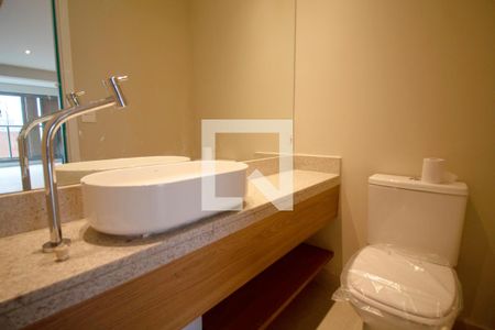 Lavabo de apartamento à venda com 2 quartos, 86m² em Estação Pinheiros, São Paulo