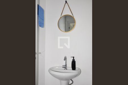 Apartamento à venda com 33m², 2 quartos e sem vagaDetalhe - Banheiro Social