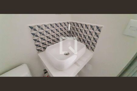 Casa para alugar com 50m², 2 quartos e sem vagaBanheiro