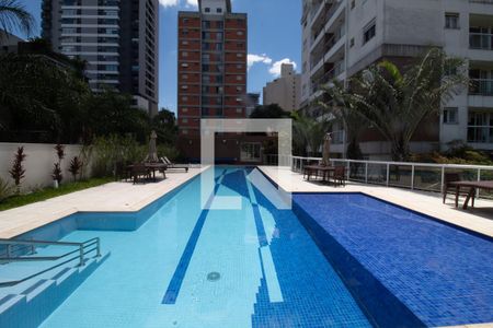 Apartamento à venda com 47m², 1 quarto e 1 vaga Apartamento à venda com 47m², 1 quarto e 1 vagaÁrea comum - Piscina