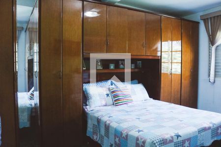 Casa à venda com 630m², 4 quartos e 6 vagas Casa à venda com 630m², 4 quartos e 6 vagasQuarto 3