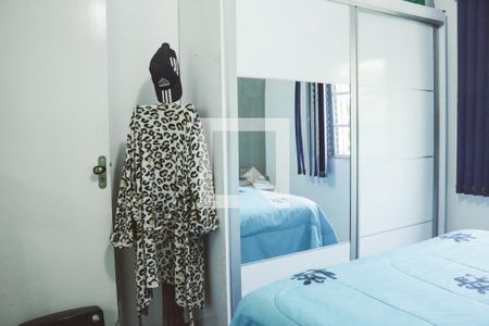 Casa à venda com 630m², 4 quartos e 6 vagas Casa à venda com 630m², 4 quartos e 6 vagasQuarto 4