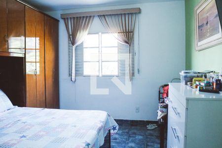 Casa à venda com 630m², 4 quartos e 6 vagas Casa à venda com 630m², 4 quartos e 6 vagasQuarto 3