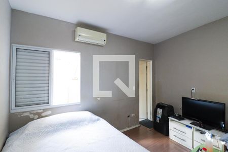 Casa à venda com 120m², 3 quartos e 2 vagasSuíte