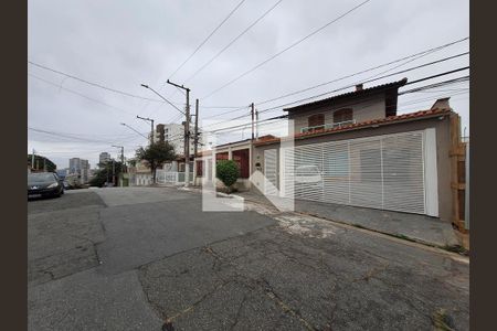 Casa à venda com 198m², 3 quartos e 4 vagasFachada