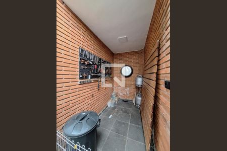 Casa à venda com 198m², 3 quartos e 4 vagasQuintal