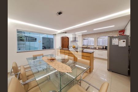 Casa à venda com 198m², 3 quartos e 4 vagasCozinha