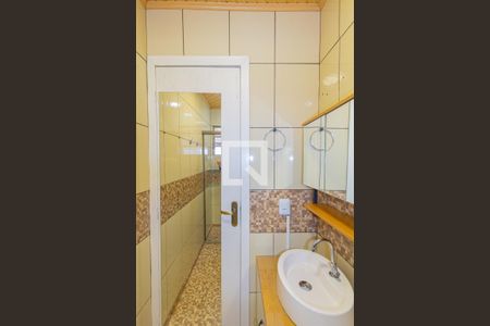 Casa de condomínio para alugar com 48m², 2 quartos e 1 vaga Casa de condomínio para alugar com 48m², 2 quartos e 1 vagaBanheiro