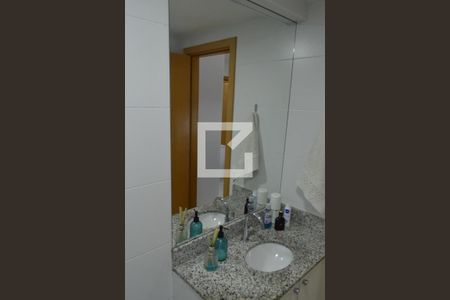 Apartamento à venda com 185m², 2 quartos e 2 vagasBanheiro da Suíte 2