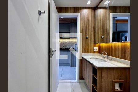Casa à venda com 26m², 1 quarto e sem vaga Casa à venda com 26m², 1 quarto e sem vagaBanheiro