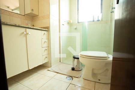 Casa à venda com 172m², 3 quartos e 3 vagasBANHEIRO