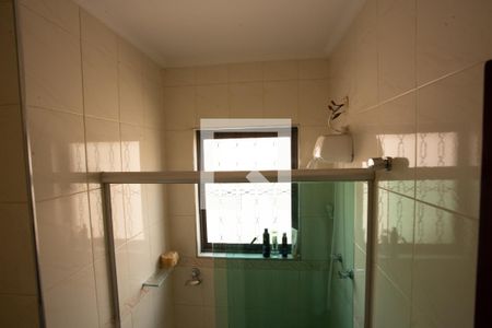 Casa à venda com 172m², 3 quartos e 3 vagasBANHEIRO