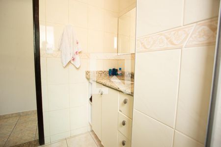 Casa à venda com 172m², 3 quartos e 3 vagasBANHEIRO