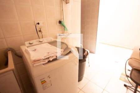 Casa à venda com 172m², 3 quartos e 3 vagasÁREA DE SERVIÇO