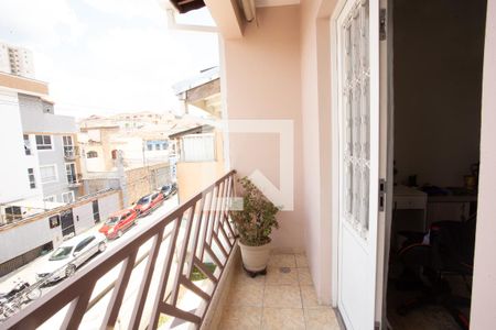 Casa à venda com 172m², 3 quartos e 3 vagasVARANDA QUARTO 3