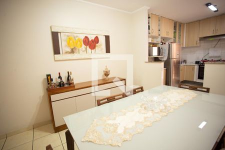 Casa à venda com 172m², 3 quartos e 3 vagasSALA DE JANTAR