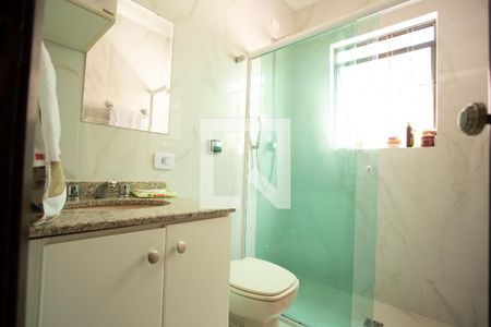 Casa à venda com 172m², 3 quartos e 3 vagasBANHEIRO QUARTO 1