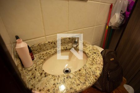 Casa à venda com 172m², 3 quartos e 3 vagasBANHEIRO DE SERVIÇO