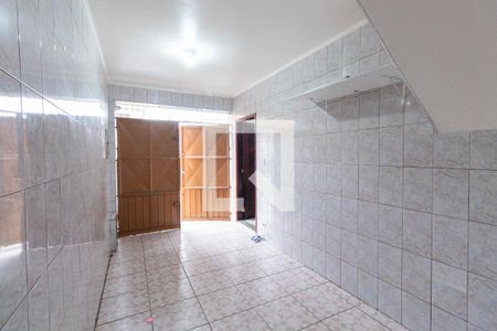 Garagem de casa à venda com 2 quartos, 95m² em Vila Salete, São Paulo