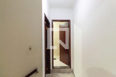 Banheiro Corredor de casa à venda com 2 quartos, 95m² em Vila Salete, São Paulo