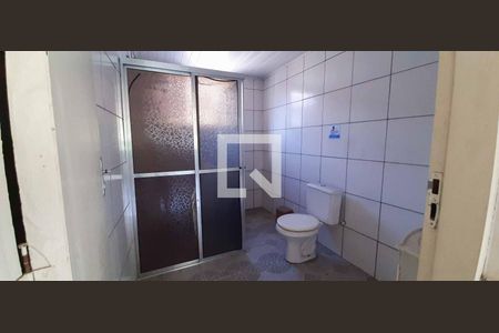 Casa à venda com 511m², 5 quartos e 3 vagas Casa à venda com 511m², 5 quartos e 3 vagasBanheiro do Salão de Festa