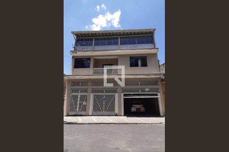 Casa à venda com 511m², 5 quartos e 3 vagas Casa à venda com 511m², 5 quartos e 3 vagasFachada da Casa