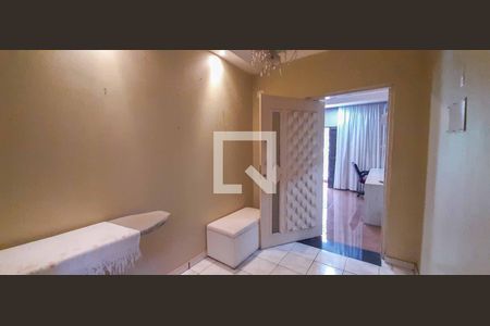 Casa à venda com 511m², 5 quartos e 3 vagas Casa à venda com 511m², 5 quartos e 3 vagasAnti Sala da Suíte Master