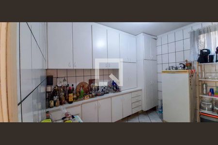 Casa à venda com 511m², 5 quartos e 3 vagas Casa à venda com 511m², 5 quartos e 3 vagasDispensa