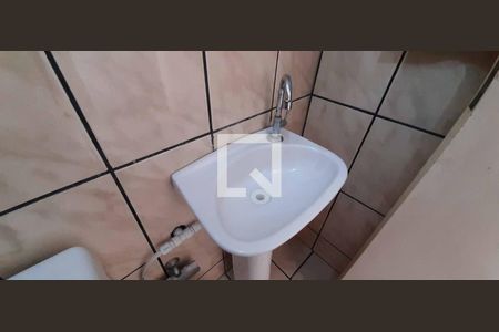 Casa à venda com 511m², 5 quartos e 3 vagas Casa à venda com 511m², 5 quartos e 3 vagasBanheiro da Área de Serviço