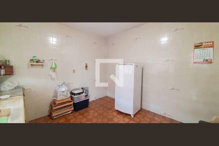 Casa à venda com 511m², 5 quartos e 3 vagas Casa à venda com 511m², 5 quartos e 3 vagasCozinhada Edícula