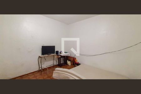 Casa à venda com 511m², 5 quartos e 3 vagas Casa à venda com 511m², 5 quartos e 3 vagasQuarto da Edícula