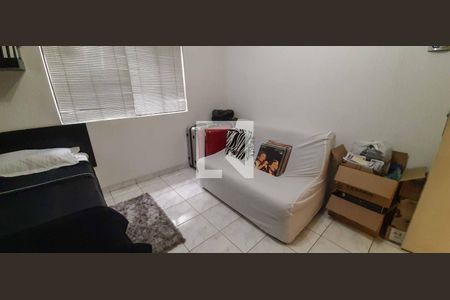 Casa à venda com 511m², 5 quartos e 3 vagas Casa à venda com 511m², 5 quartos e 3 vagasQuarto 3