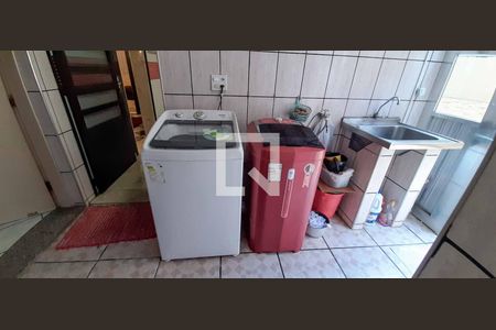 Casa à venda com 511m², 5 quartos e 3 vagas Casa à venda com 511m², 5 quartos e 3 vagasÁrea de Serviço