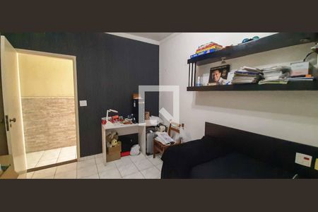 Casa à venda com 511m², 5 quartos e 3 vagas Casa à venda com 511m², 5 quartos e 3 vagasQuarto 3