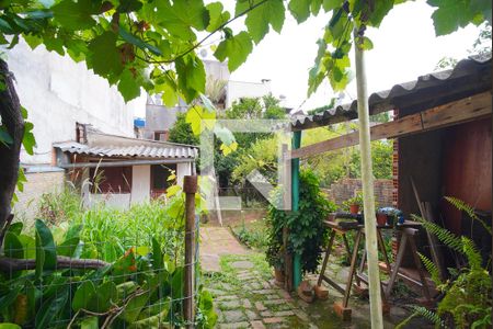 Casa à venda com 100m², 2 quartos e 2 vagasQuintal