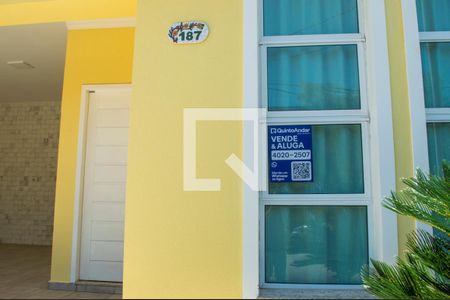 Casa para alugar com 164m², 3 quartos e 4 vagasPlaquinha