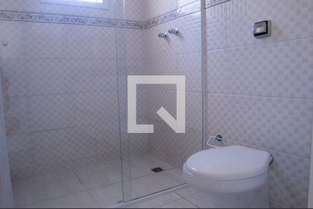 Casa para alugar com 164m², 3 quartos e 4 vagasBanheiro da Suíte 2