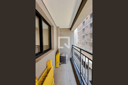 Varanda da Sala/Quarto de kitnet/studio para alugar com 1 quarto, 27m² em Vila Mariana, São Paulo